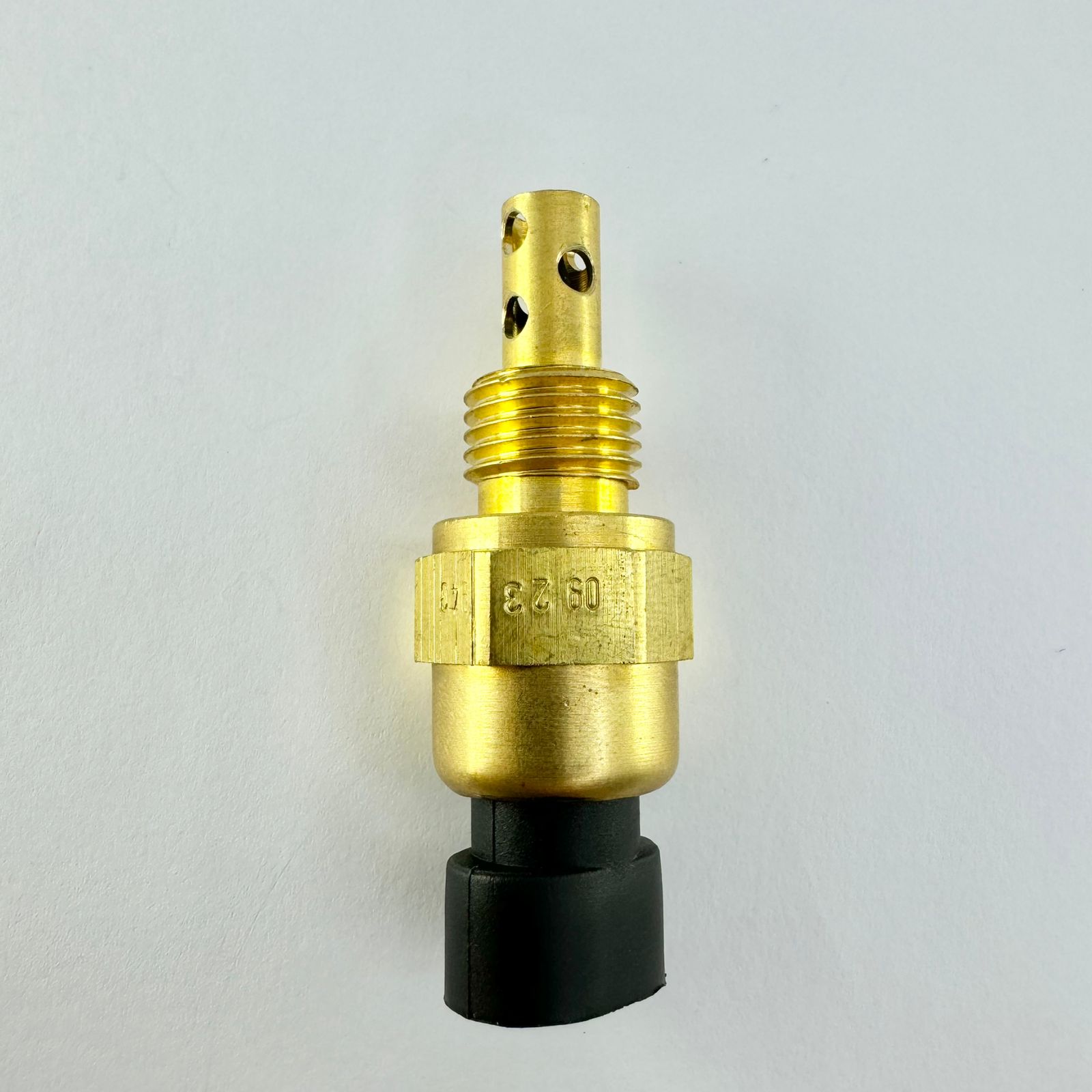 Z2643 - SENSOR DE TEMPERATURA - TRATOR - JOHN DEERE: RE61812